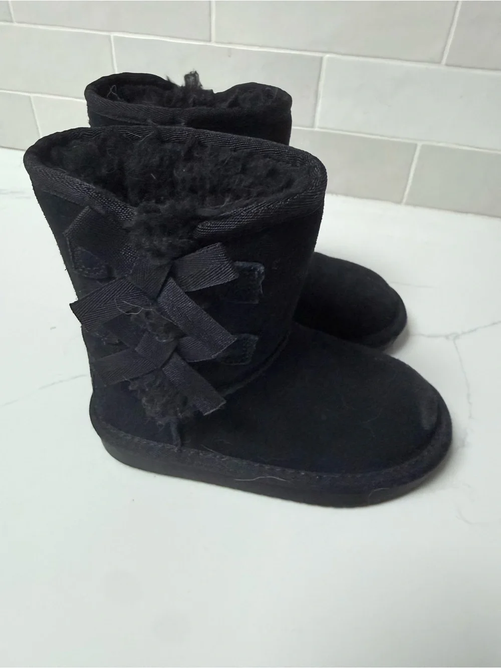 Koolaburra Ugg Black Bow Shearling Lined Boots